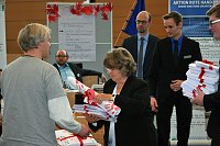 Bild: 6.243 Rote H&auml;nde setzen ein Zeichen