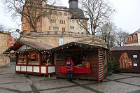 Bild: Feuchter Start des Weihnachtsmarkts