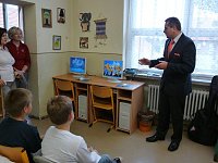Bild: PC-&Uuml;bergabe an Grundschule Heldrungen