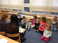 Bild: Schule mit Herz