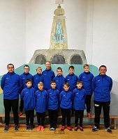 Bild: Neue Trikots und Wendetops