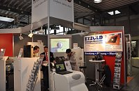 Bild: Messe im Autohaus Peter
