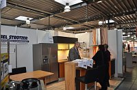 Bild: Messe im Autohaus Peter