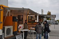 Bild: Messe im Autohaus Peter