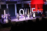 La traviata mit glanzvoller Premiere Bild: La traviata mit glanzvoller Premiere