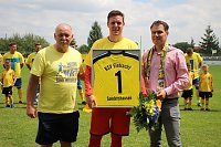 Verabschiedet und begrüßt Bild: Verabschiedet und begrüßt