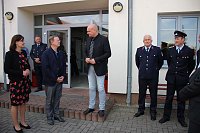 Ministerpräsident ging in die Luft Bild: Ministerpräsident ging in die Luft