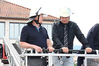 Ministerpräsident ging in die Luft Bild: Ministerpräsident ging in die Luft
