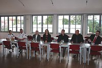 Bild: Ramelow bei Gespr&auml;chsrunde in Sondershausen