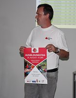 Schnuppern beim Ausbildungstag der Hilfsorganisationen Bild: Schnuppern beim Ausbildungstag der Hilfsorganisationen