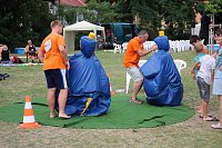 Bild: Erste Weltmeister im Brustr&uuml;ckw&auml;rtsschwimmen