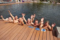 Bild: Erste Weltmeister im Brustr&uuml;ckw&auml;rtsschwimmen