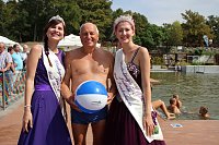 Bild: Erste Weltmeister im Brustr&uuml;ckw&auml;rtsschwimmen