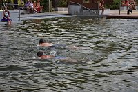 Bild: Erste Weltmeister im Brustr&uuml;ckw&auml;rtsschwimmen