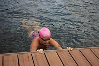 Bild: Erste Weltmeister im Brustr&uuml;ckw&auml;rtsschwimmen