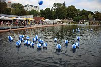 Bild: Erste Weltmeister im Brustr&uuml;ckw&auml;rtsschwimmen