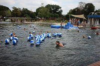 Bild: Erste Weltmeister im Brustr&uuml;ckw&auml;rtsschwimmen
