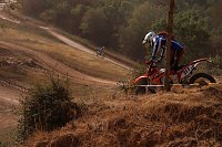 Bild: Fliegende Maschinen am Weinberg
