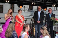 Sehr erfolgreicher Start des Weinfests Bild: Sehr erfolgreicher Start des Weinfests