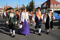 Bild: Hausm&auml;nner mit Umzug durch Bad Frankenhausen