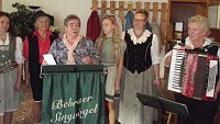 Herbstfest im WB 4 mit Bebraer Singvögeln gefeiert Bild: Herbstfest im WB 4 mit Bebraer Singvögeln gefeiert