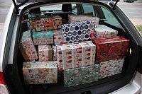 Weihnachtspakete unterwegs Bild: Weihnachtspakete unterwegs