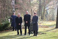 Der Opfer von Gewalt und Kriegen gedacht Bild: Der Opfer von Gewalt und Kriegen gedacht