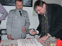 Bild: Spende an Sondersh&auml;user Tafel