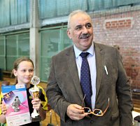 Hochklassiges Tischtennis beim Schulamtsfinale Bild: Hochklassiges Tischtennis beim Schulamtsfinale