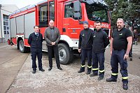 Vier Feuerwehrfahrzeuge für den Kyffhäuserkreis Bild: Vier Feuerwehrfahrzeuge für den Kyffhäuserkreis