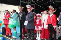 Bild: Rosenmontagsumzug nass gemacht