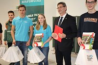 Für Schülerwettbewerb heute Auszeichnungen übergeben Bild: Für Schülerwettbewerb heute Auszeichnungen übergeben