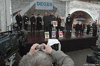 Bild: &Uuml;bergeben