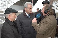 Bild: &Uuml;bergeben