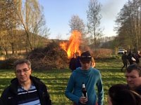 Osterfeuer am Bebraer Teich Bild: Osterfeuer am Bebraer Teich