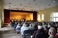 "Vergnügliche Reise" beim 20. Mieterkonzert Bild: "Vergnügliche Reise" beim 20. Mieterkonzert