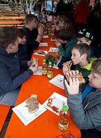 Kinder Kirche on Tour berichtet vom Blütenfest Bild: Kinder Kirche on Tour berichtet vom Blütenfest