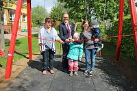 Zum Geburtstag eine Schaukel und mehr Bild: Zum Geburtstag eine Schaukel und mehr