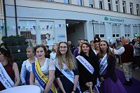 27. Fliederfest eröffnet - Verabschiedung Fliederkönigin Bild: 27. Fliederfest eröffnet - Verabschiedung Fliederkönigin