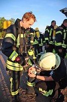 Feuerwehrleute stürmen Kyffhäuserdenkmal Bild: Feuerwehrleute stürmen Kyffhäuserdenkmal