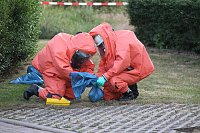 Weißes Pulver sorgt für Aufregung Bild: Weißes Pulver sorgt für Aufregung