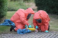 Weißes Pulver sorgt für Aufregung Bild: Weißes Pulver sorgt für Aufregung