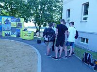 Schule trifft Wirtschaft Bild: Schule trifft Wirtschaft