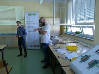 Schule trifft Wirtschaft Bild: Schule trifft Wirtschaft