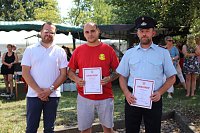 Feuerwehrfest mit Kindersachenbasar Bild: Feuerwehrfest mit Kindersachenbasar
