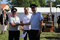 Feuerwehrfest mit Kindersachenbasar Bild: Feuerwehrfest mit Kindersachenbasar