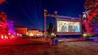 Diesen Freitag startet das Schlosskino Bild: Diesen Freitag startet das Schlosskino