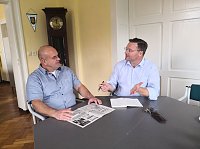 Bild: Im Gespr&auml;ch