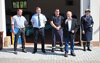 Feuerwehrleute feierten Bild: Feuerwehrleute feierten