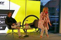 Marijke Amado begeisterte im Autohaus Peter mit lecker Abend Bild: Marijke Amado begeisterte im Autohaus Peter mit lecker Abend